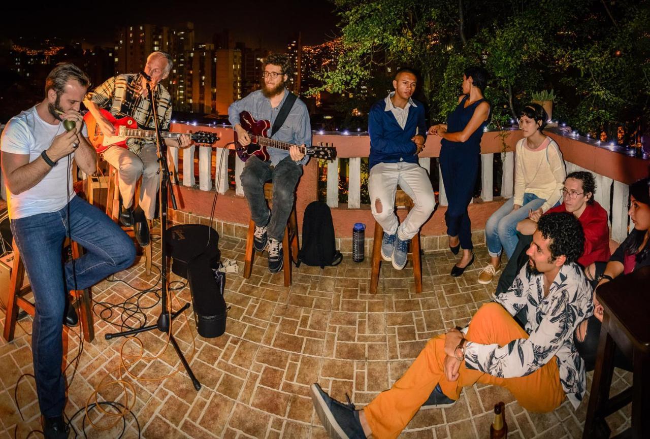 Raiz Hostelメデジン エクステリア 写真